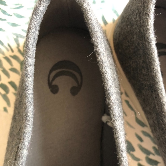 Charming Charlie Cool Patches slip-on sneakers 7 - Picture 7 of 8